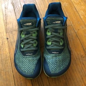 ALTRA Women's Torin 4 Plush Road Running Shoe